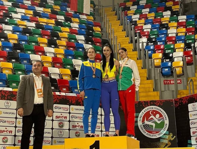 Atleta Florentina Iușco, de la CSM Deva, a devenit campioană balcanică la săritura în lungime