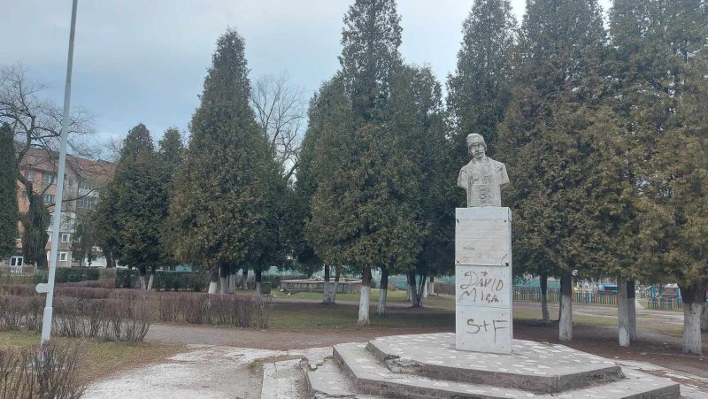 Au început lucrările de reabilitare în Parcul ”Avram Iancu” din Vulcan