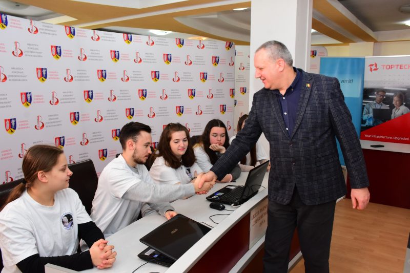 Noi confruntări în grupele concursului județean de cultură generală ”Citești și câștigi!”