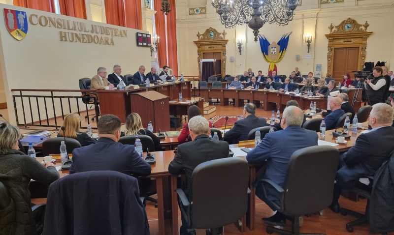 Bugetul județului Hunedoara a fost adoptat în CJH. 57% din fondurile publice sunt alocate investițiilor.
