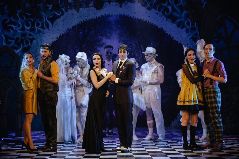 Familia Addams vizitează Craiova