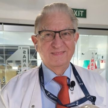 „Sănătatea creierului și longevitatea”, conferință a reputatului prof. univ. dr. neurochirurg Alexandru Vlad Ciurea la Deva