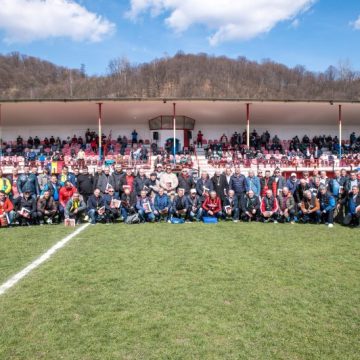 Centenarul competițional al fotbalului lupenean, sărbătorit cu emoție și bucurie la Minerul Lupeni