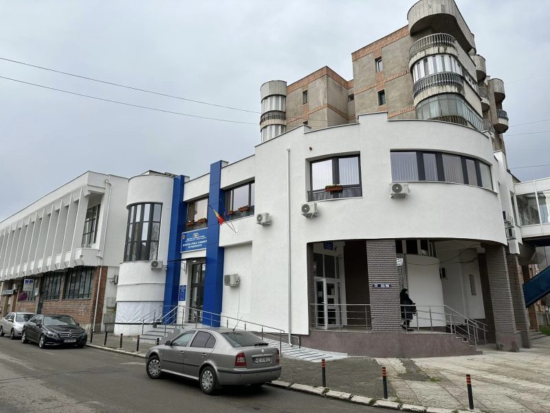 Sediul din Deva al Serviciului Public Comunitar de Pașapoarte Hunedoara s-a redeschis după modernizare