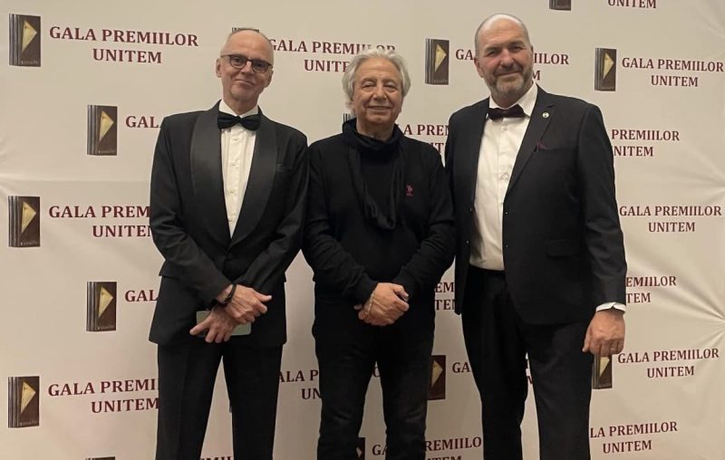 Directorul Teatrului de Artă din Deva, Mihai Panaitescu, premiat la Gala UNITEM de la Chișinău
