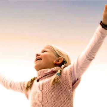 Abordări eficiente ale terapiei senzoriale pentru copiii care întâmpină situaţii comportamentale repetitive sau provocatoare – descoperă-le şi tu aici!