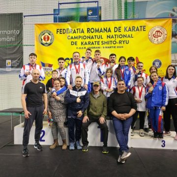 Sportivii CS Poli Karate Petroșani au cucerit 42 de medalii la Campionatul Național de Karate Shito-Ryu