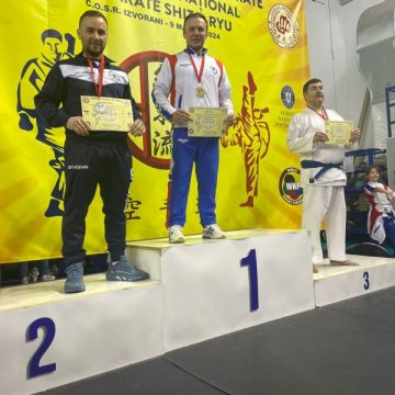 Două medalii de aur la Campionatul Național de Karate pentru liderul AUR Petroșani