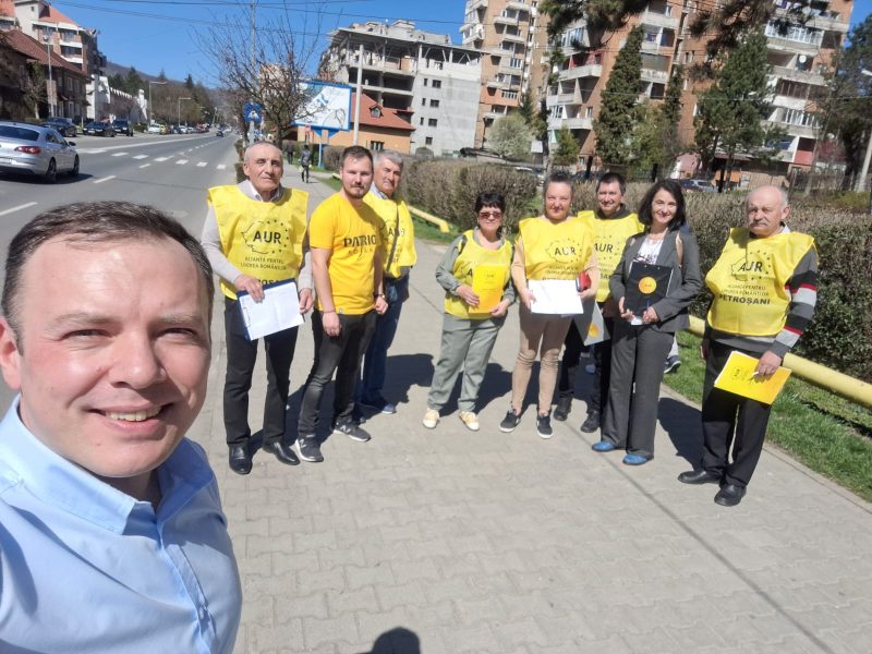 Cristian Cațan (AUR): „Fiecare semnătură contează! La Petroșani, suntem în grafic cu semnăturile de susținere necesare pentru alegerile locale și europarlamentare”