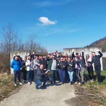 Studenți la Mediu în vizită de documentare la Apa Serv Valea Jiului