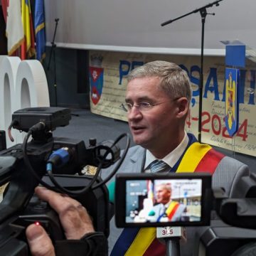 Femei active în viața comunității din Petroșani, în atenția municipalității de Ziua Internațională a Femeii