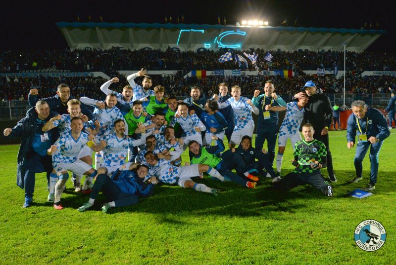 După 40 de ani, Corvinul Hunedoara e în semifinalele Cupei României la fotbal