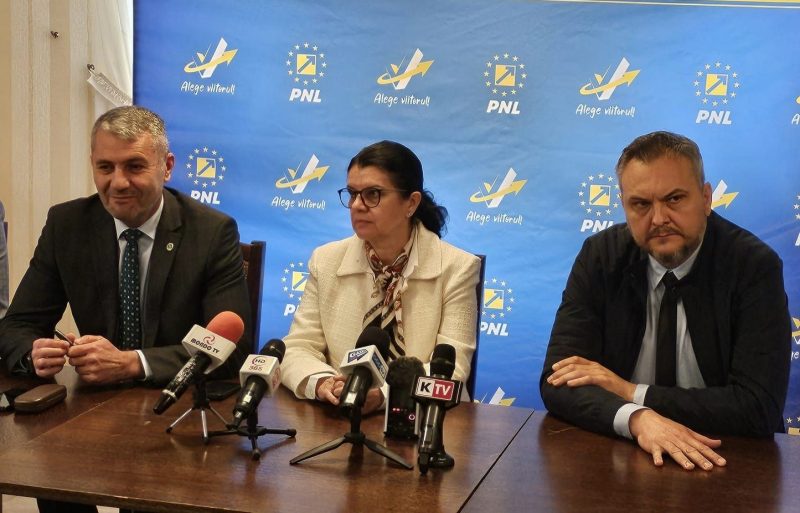 Actorul Cosmin Rădescu este noul candidat al PNL pentru Primăria Petroșani