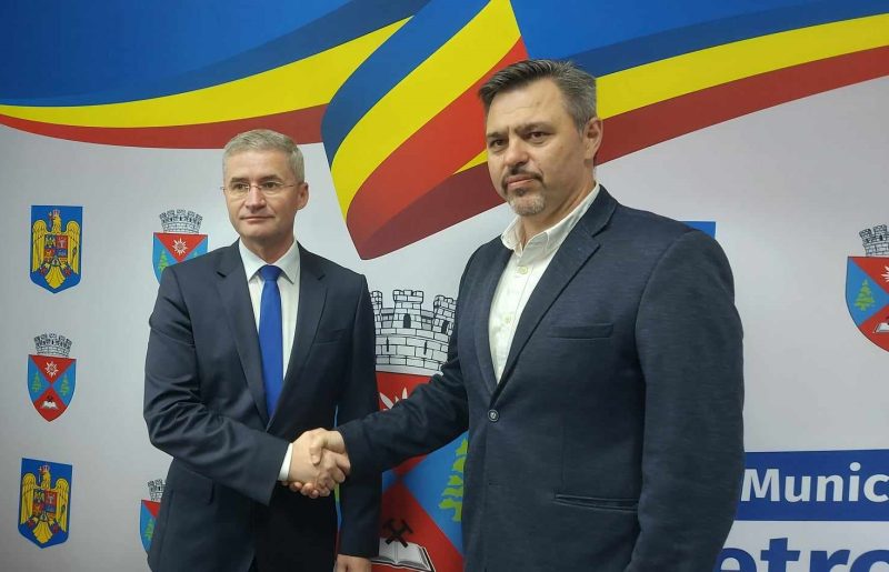 UDMR continuă, la Petroșani, parteneriatul cu primarul Tiberiu Iacob Ridzi, pentru o administrație eficientă