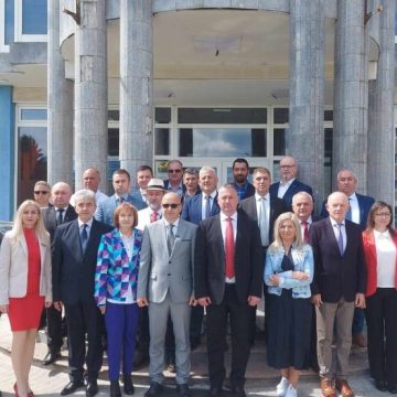 Cristian Merișanu și echipa PSD au intrat oficial în competiția electorală pentru un nou mandat în fruntea administrației locale de la Vulcan