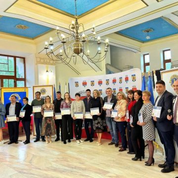 Angajamentul Lions, ”We Serv!” prinde viață în noul club Lions-Straja de la Lupeni