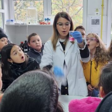 Record de elevi prezenți în ”Săptămîna verde” la stațiile de tratare și epurare a apei din Valea Jiului