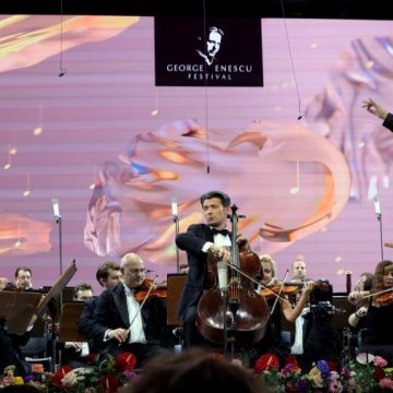 Celebrul dirijor Cristian Măcelaru va susține un masterclass de interpretare dirijorală, instrumentală și de aprofundare în studiul muzicii în cadrul Concursului Internațional George Enescu, ediția a XIX-a