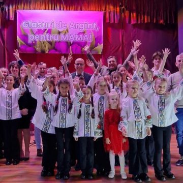 Noi premii valoroase pentru grupul „Glasuri de argint” la concursul muzical ”Cetatea veche” de la Rădăuți