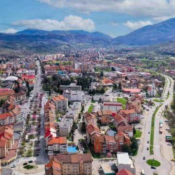 Consiliul județean Hunedoara și Consiliul local Petroșani devin parteneri în modernizarea infrastructurii locale