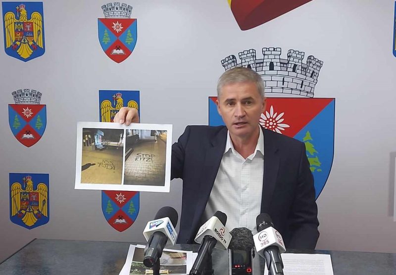 Primarul Tiberiu Iacob Ridzi acuză fapte huliganice din partea competitorilor politici