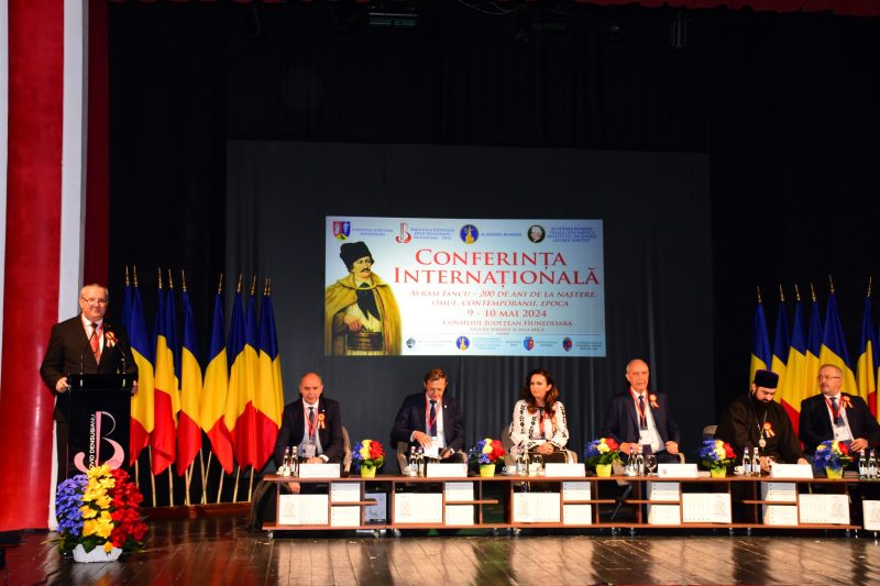 Manifestare științifică de mare anvergură dedicată bicentenarului nașterii Eroului Național Avram Iancu, sub egida Academiei Române, la Deva