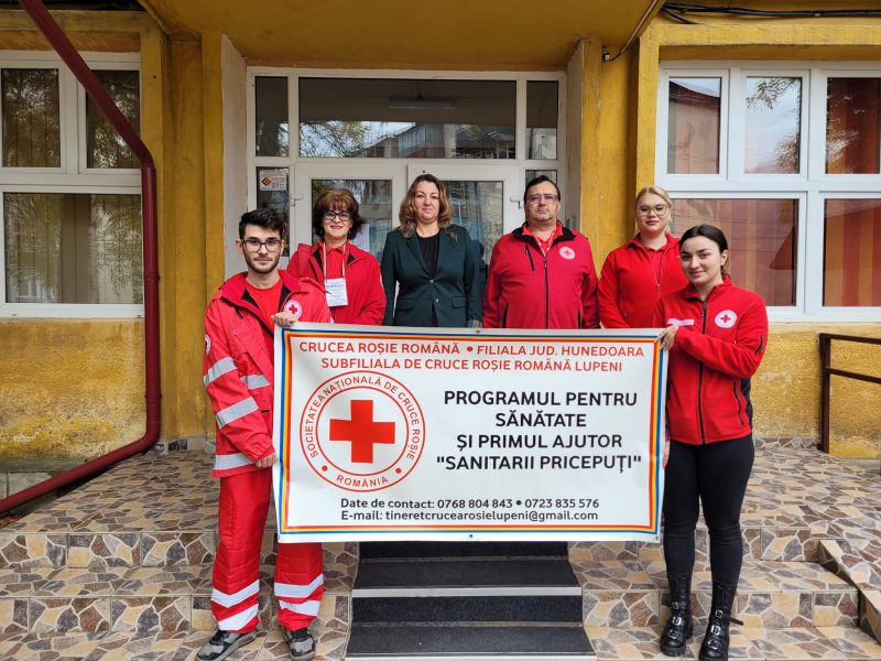 ”Sanitarii pricepuți” își dau întâlnire astăzi la Palatul Cultural din Lupeni