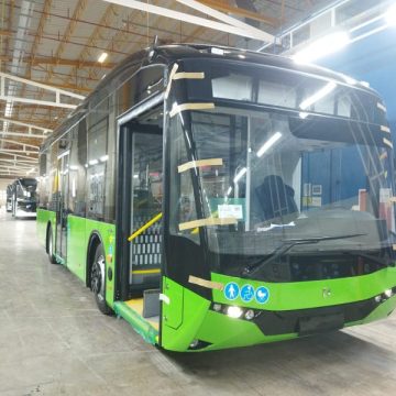 Transport local cu autobuze electrice, din acest an, la Petroșani