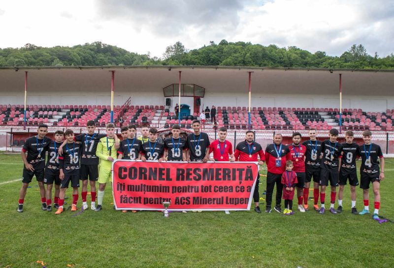 Juniorii de la Minerul Lupeni au adus viitorul la timpul prezent devenind vicecampioni U19 în județul Hunedoara