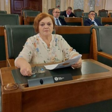 Liberalii hunedoreni mai primesc o lovitură politică! Senatoarea Lucica Dina Muntean a demisionat din PNL!