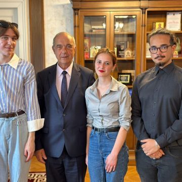 Președintele CJH, Laurențiu Nistor în dialog cu reprezentanții Consiliului Județean al Elevilor Hunedoara