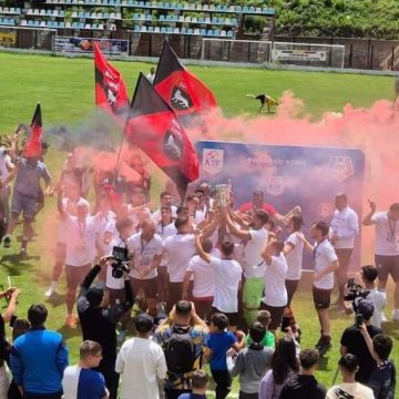 Minerul Lupeni – campioana județului Hunedoara la fotbal!