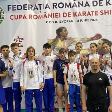 CS Poli Karate Petroșani, locul 2 în clasamentul pe cluburi la Cupa României de Karate Shito Ryu