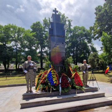 Ceremonial religios și militar, de Ziua Eroilor, la Deva