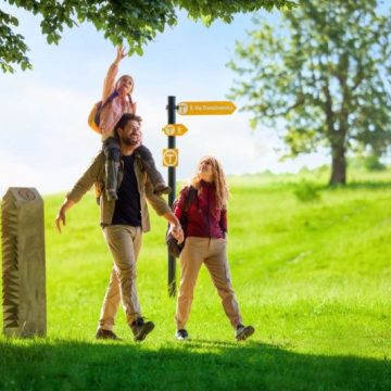 E.ON Energie România oferă clienților reduceri la factura de energie, pentru fiecare kilometru parcurs pe Via Transilvanica