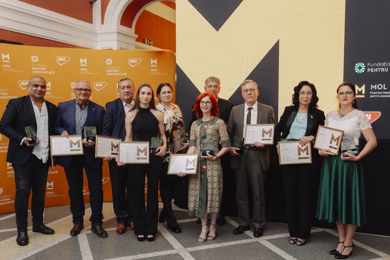 Profesorul devean Liliana Cosma, antrenor de gimnastică artistică, printre laureații Premiilor ”Mentor în Educație”