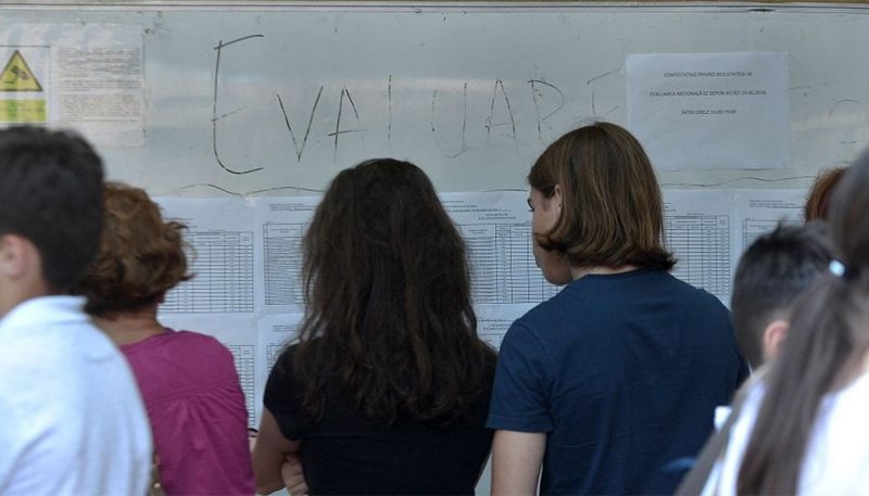 Două note de 10 la Evaluarea Națională în județul Hunedoara