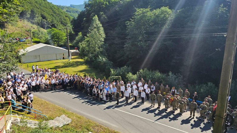 Eroul Național Avram Iancu omagiat la ”Întâlnirea moților cu istoria” din comuna hunedoreană Dupăpiatră