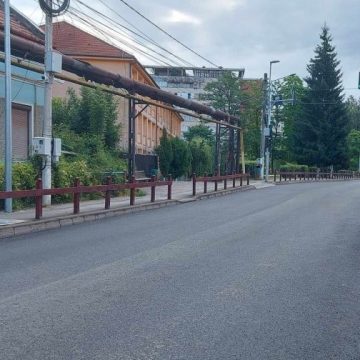 Asfalt nou pe străzile Vulcanului