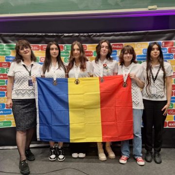 Eleva Pașca Ioana Mihaela din Brad medaliată cu argint la Olimpiada Europeană de Informatică pentru Fete