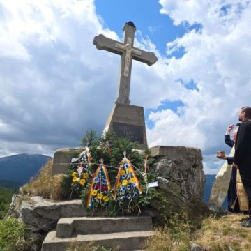 Sărbătoare cu recunoștință pentru eroi, de Sf. Ilie, pe muntele Tulișa de la Uricani