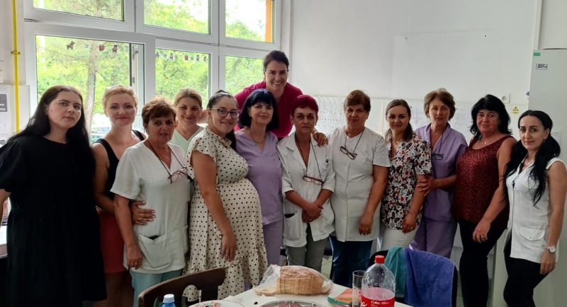 Aprecieri colegiale la finalul carierei profesionale pentru Rodica Szilveszter, laborant în cadrul Apa Serv Valea Jiului