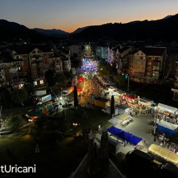 Sărbătoarea cu muzică și voie bună la „Zilele orașului Uricani”