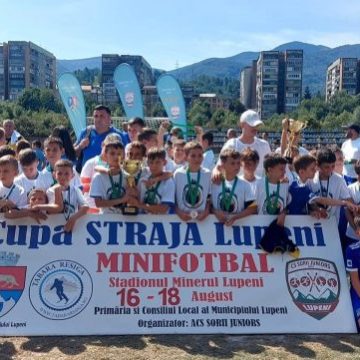 Pledoarie pentru sport, distracție pentru copii la ”Cupa Straja” la minifotbal