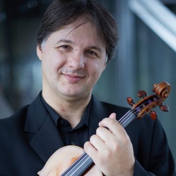 Marele violonist român Liviu Prunaru va susține un recital de excepție la București alături de Valentin Șerban, câștigătorul ediției a XVII-a a Concursului Enescu