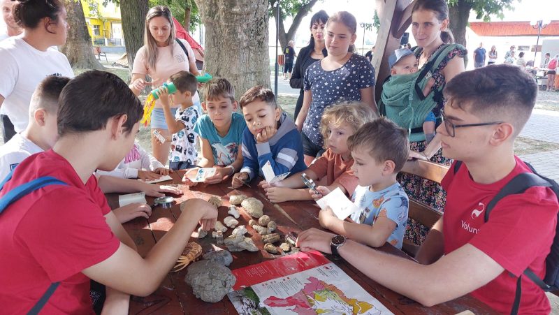 Ziua Vulcanilor sărbătorită simultan în Geoparcurile Internaționale UNESCO Țara Hațegului și Ținutul Buzăului