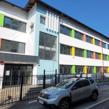 Noul an școlar începe la Lupeni în școli și grădinițe ultramoderne