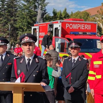 Salvatori din cadrul ISU Hunedoara, evidențiați de „Ziua Pompierilor din România”