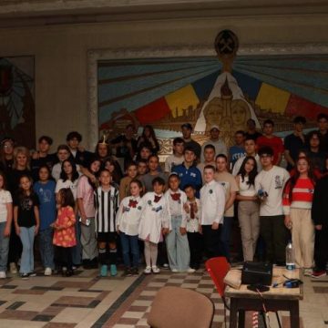 Robotică, șah, experimente și atmosferă vibrantă în „Noaptea Cercetătorilor Europeni” la Mina Petrila