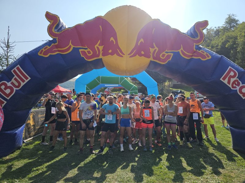 Concurs sportiv de excepție, muzică de calitate și distracție pe cinste în „Castelul din Carpați” de la Pasul Vâlcan